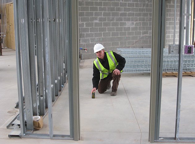 TRIMBLE LT20 4 TRIMBLE LT20