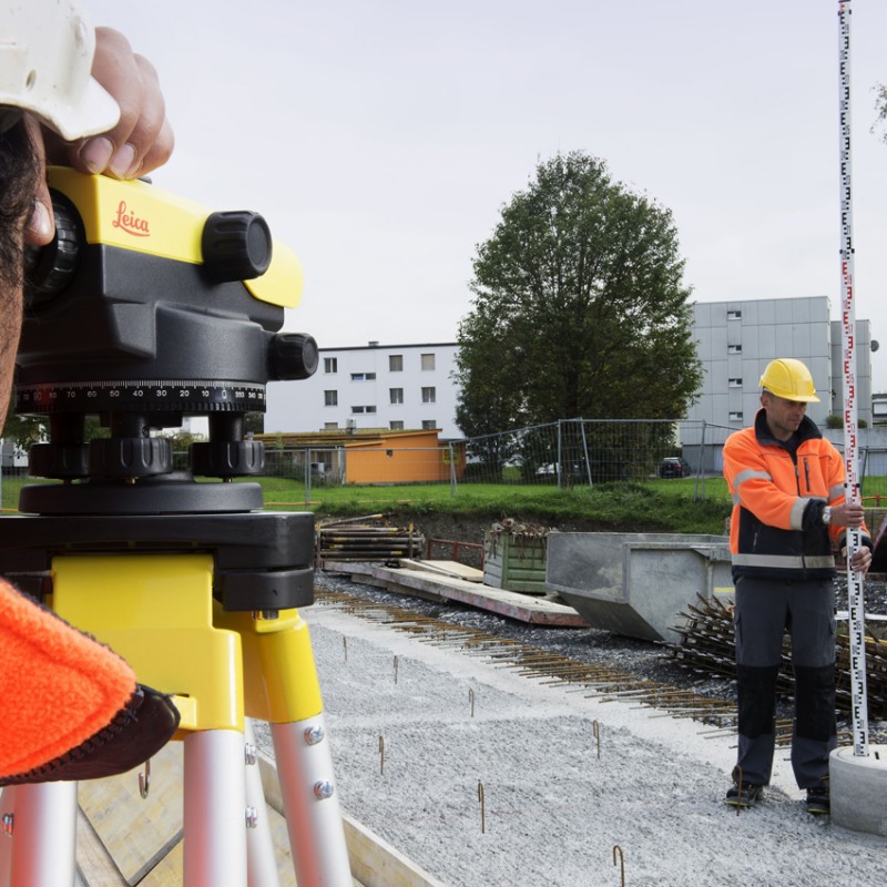 LEICA NA532 4 LEICA NA532